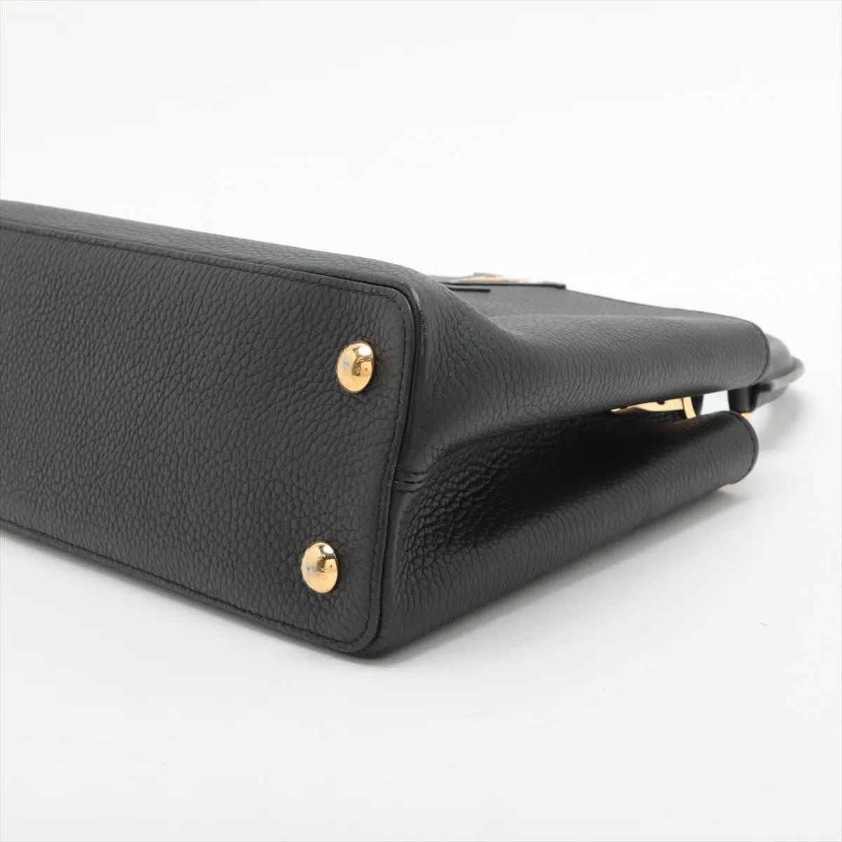 Louis Vuitton Taurillon Capucines PM Black