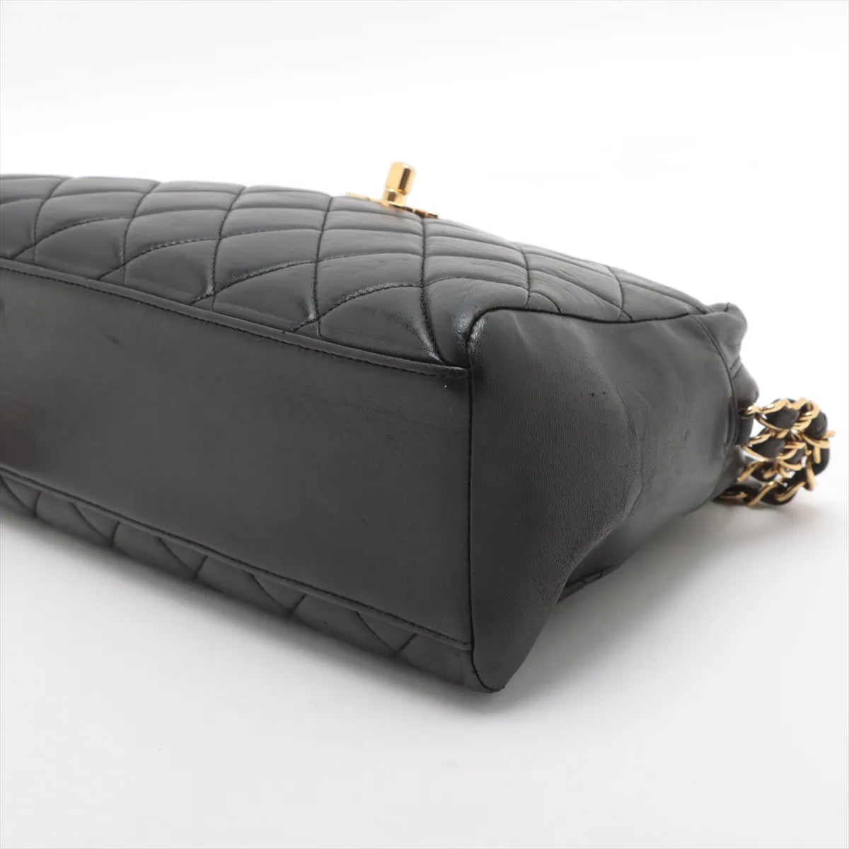 Chanel CC Logo Matelasse Lambskin Chain Shoulder Bag Black