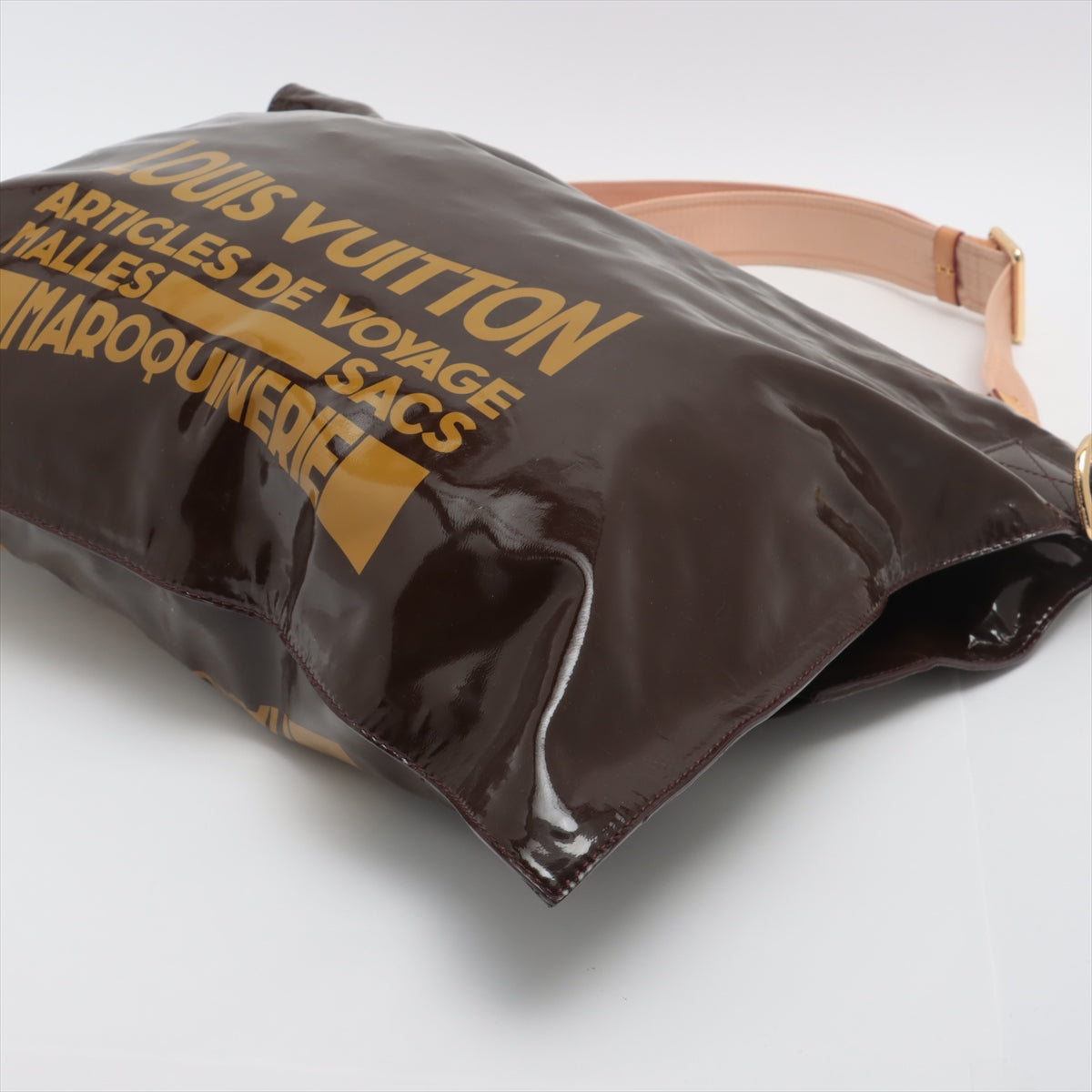 Louis Vuitton Raindrop Besace Handbag Patent Leather