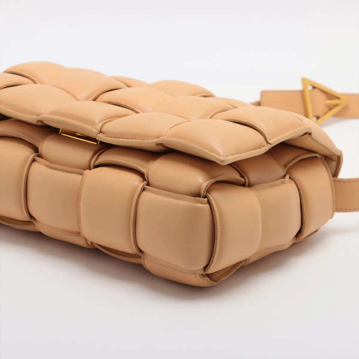Bottega Veneta Maxi Intrecciato Padded Cassette Shoulder Bag Beige