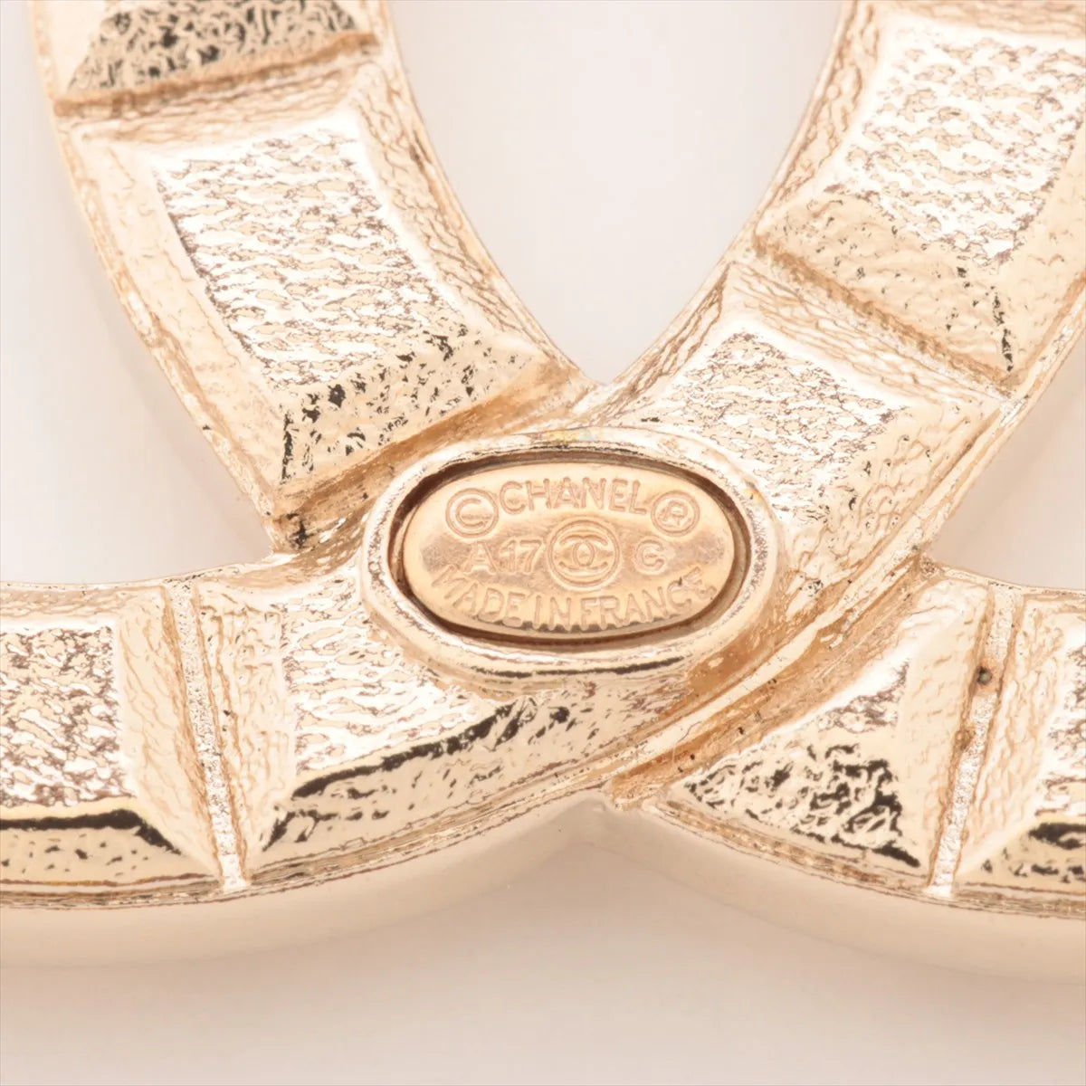 Chanel CC Logo Rock Stud-cut Brooch