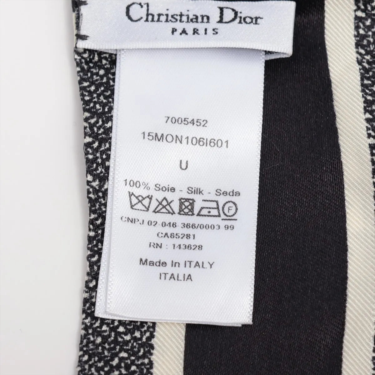 Dior 30 Montaigne Mitzah Scarf Black and White