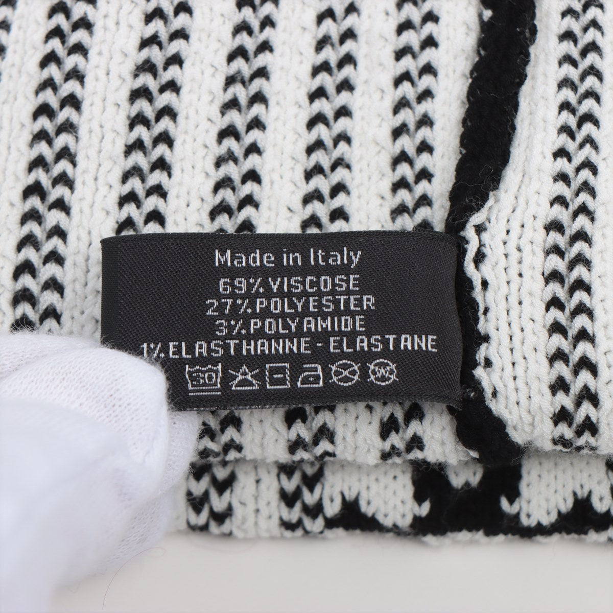 Top Chanel CC Logo Leg Warmer Black x White