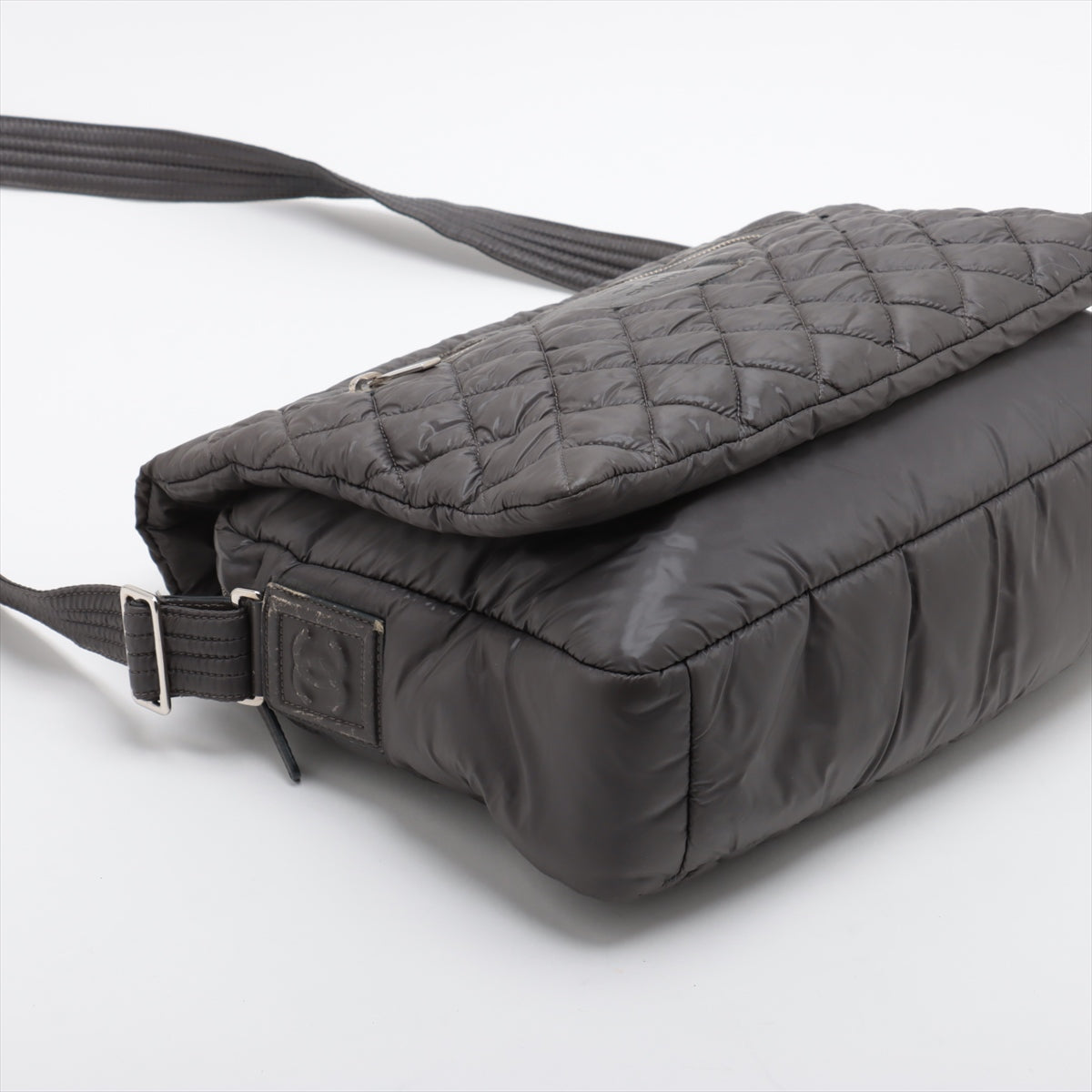 Chanel CC Logo Cocoon Nylon Shoulder Bag Gray * PREORDER *