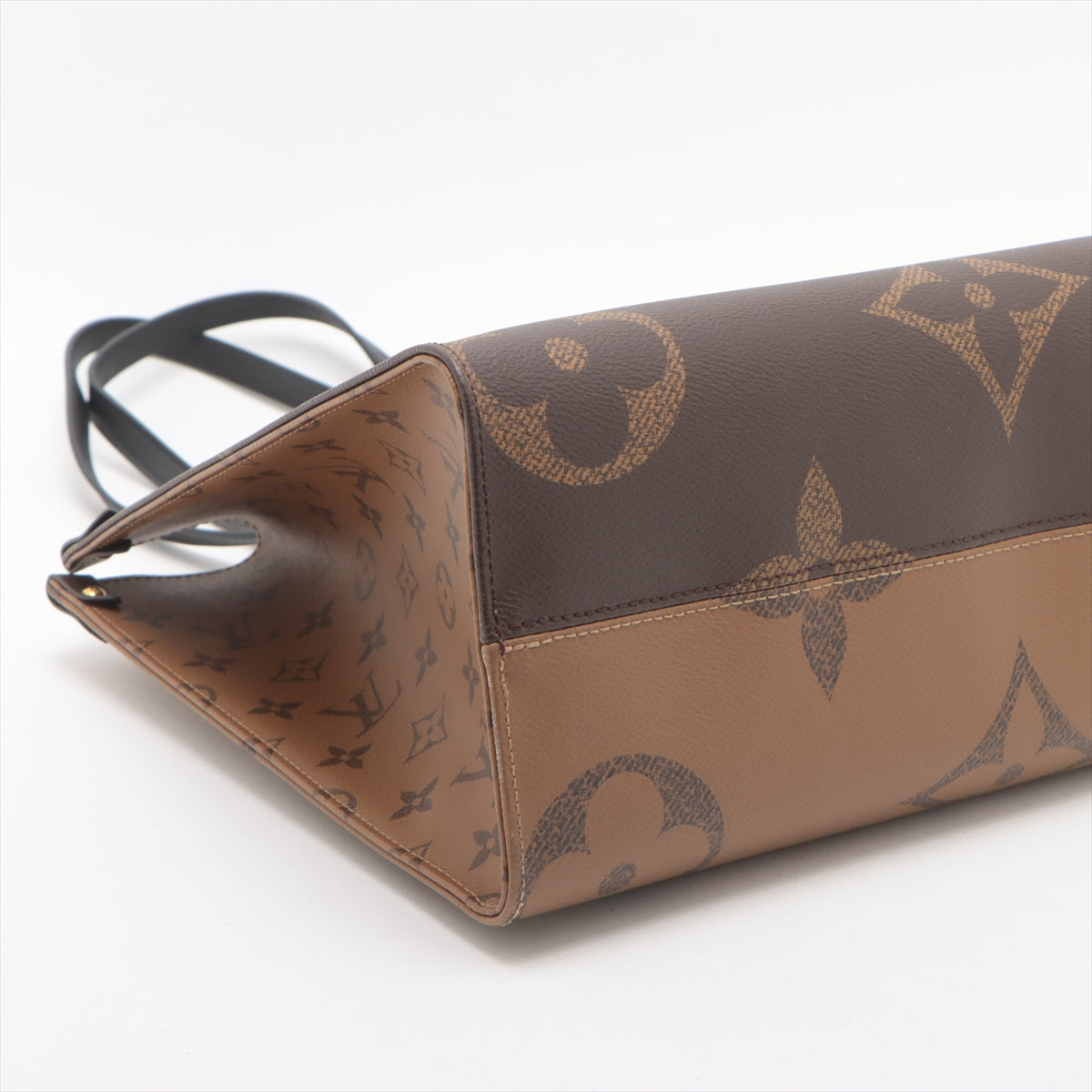 Louis Vuitton Monogram Giant Reverse On the Go MM * PREORDER *
