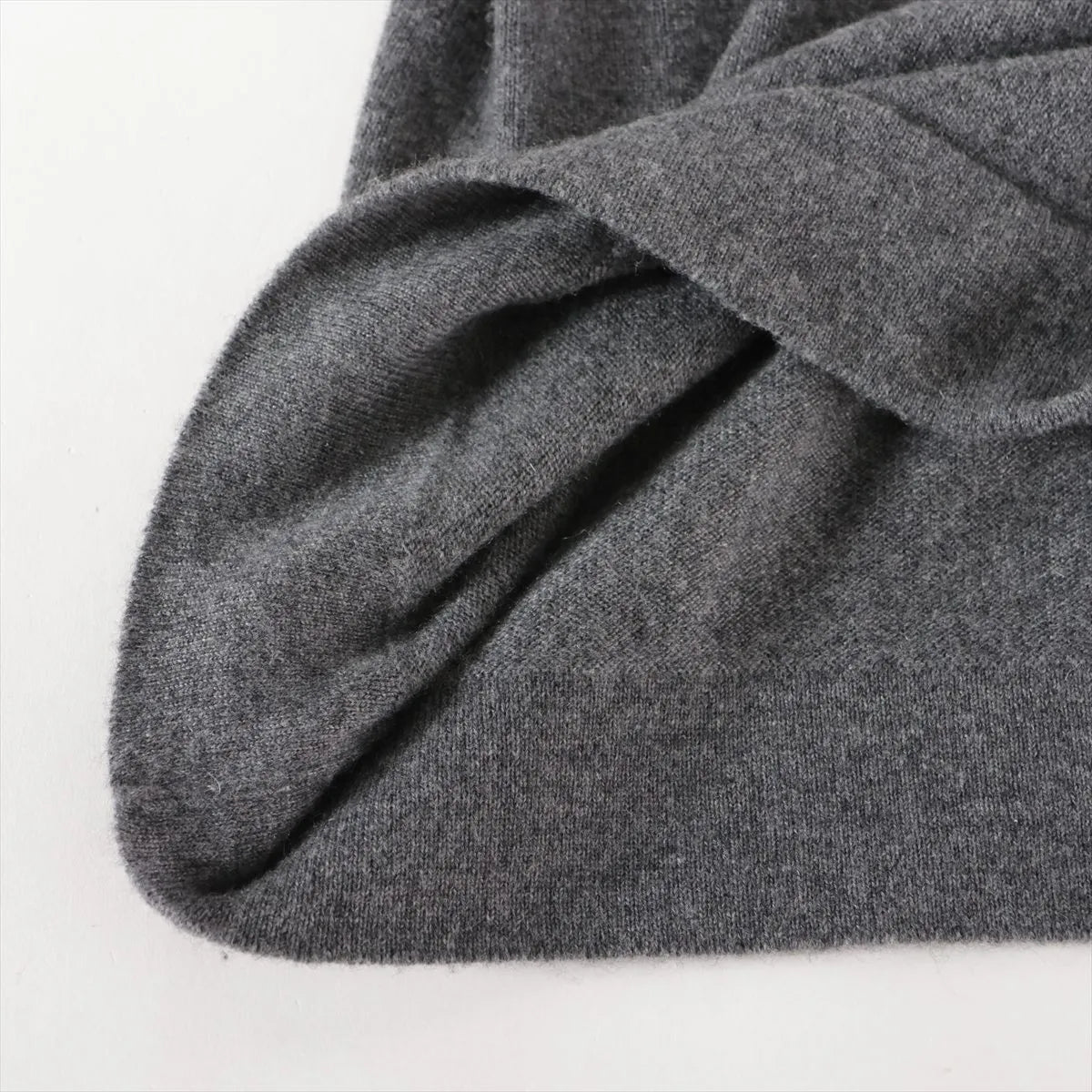 Hermes Cashmere Turtleneck Knit Gray — product photo 4