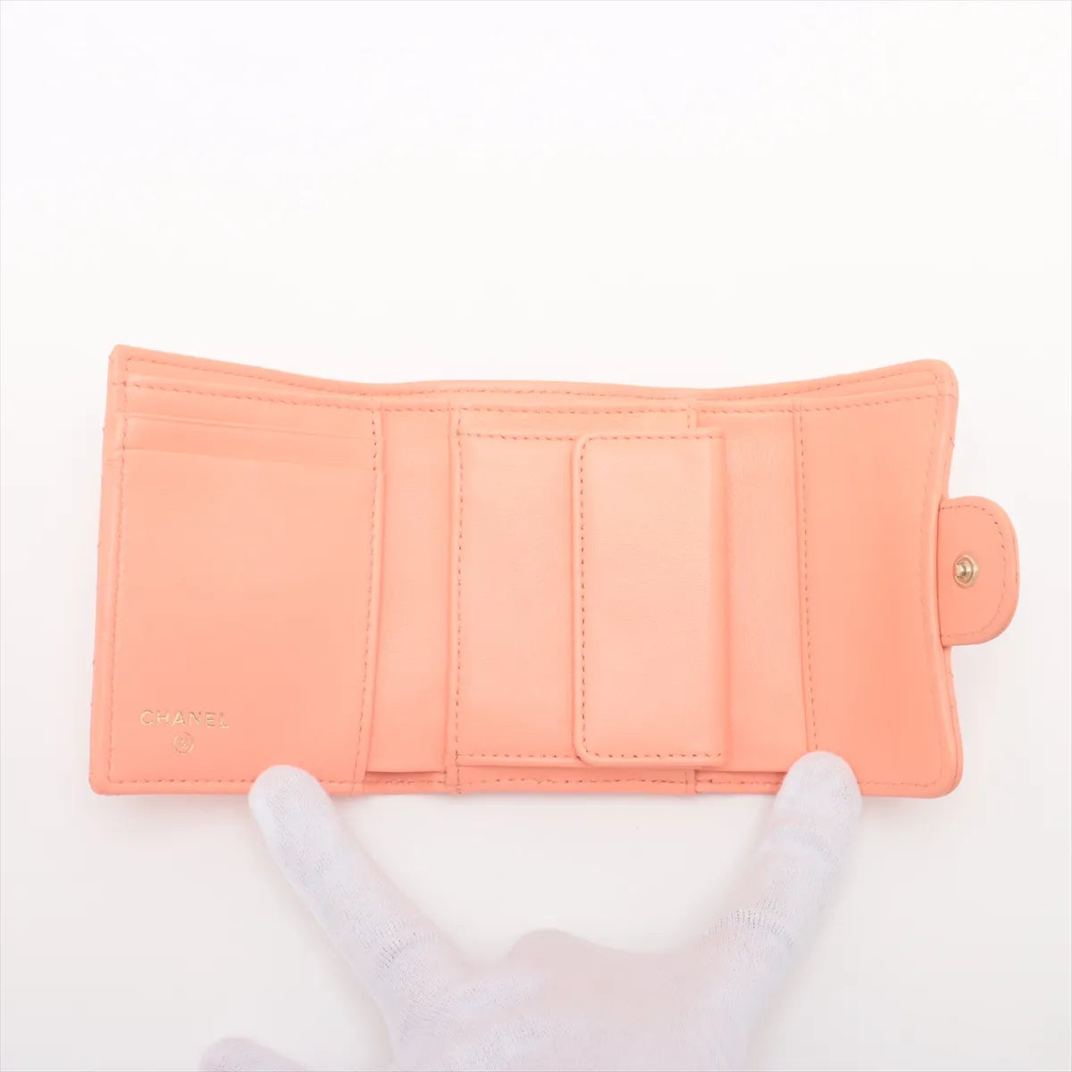 Chanel CC Logo Matelasse Lambskin Compact Wallet Pink Salmon