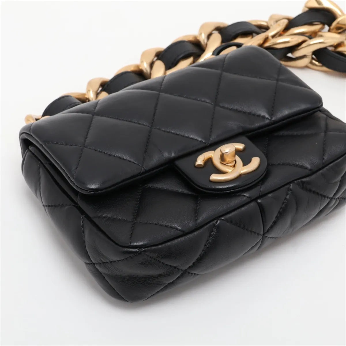 Chanel CC Logo Mini Matelasse Lambskin Chunky Chain Shoulder Bag Black