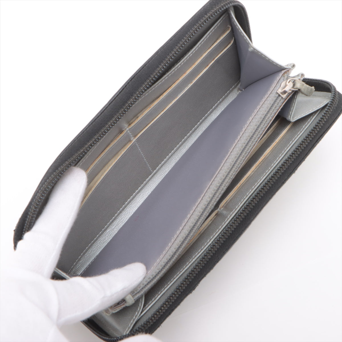 Top Chanel CC Logo Camelia Lambskin Zippy Long Wallet Black