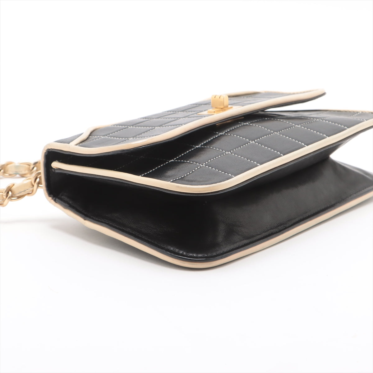 Chanel Chocolate Bar Lambskin Chain Shoulder Bag Black x Ivory