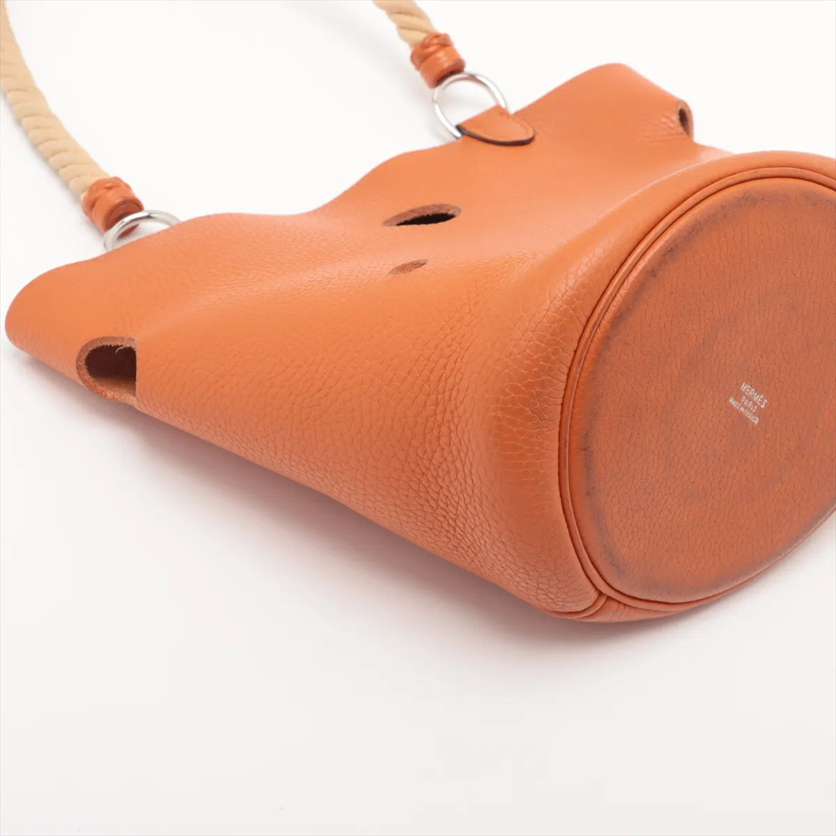 Hermès Mangeoire PM Taurillon Clemence Orange