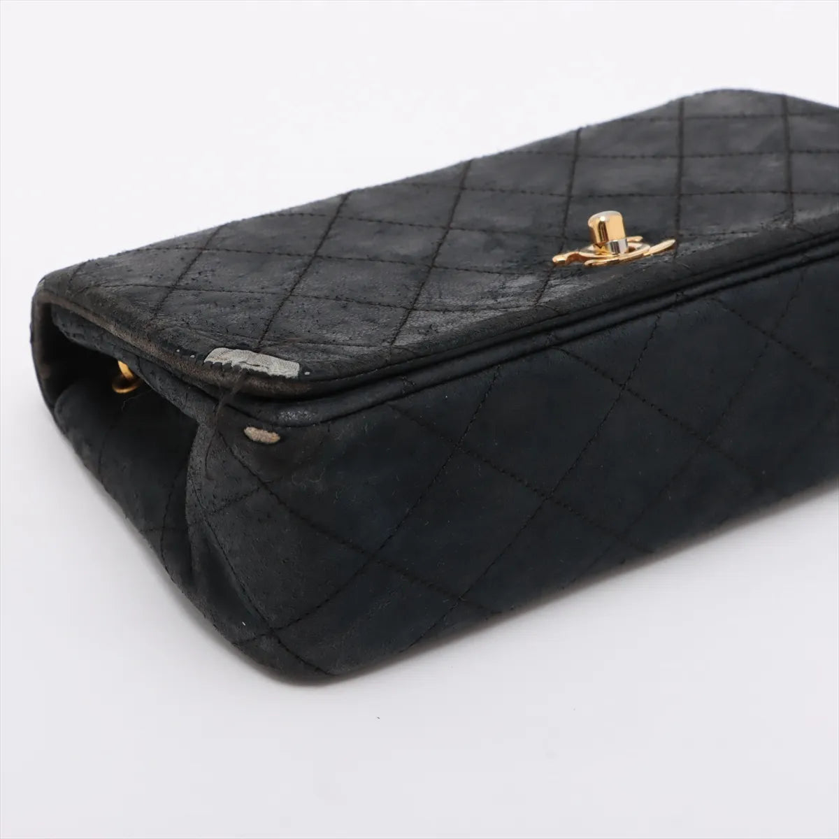 Chanel CC Logo Mini Matelasse 19 Lambskin Single Flap Single Chain Bag Black