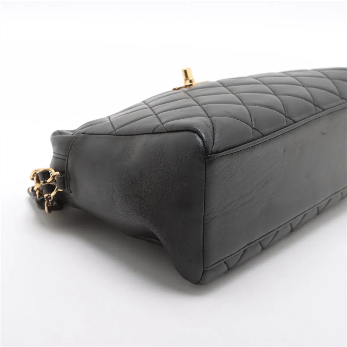 Chanel CC Logo Matelasse Lambskin Chain Shoulder Bag Black