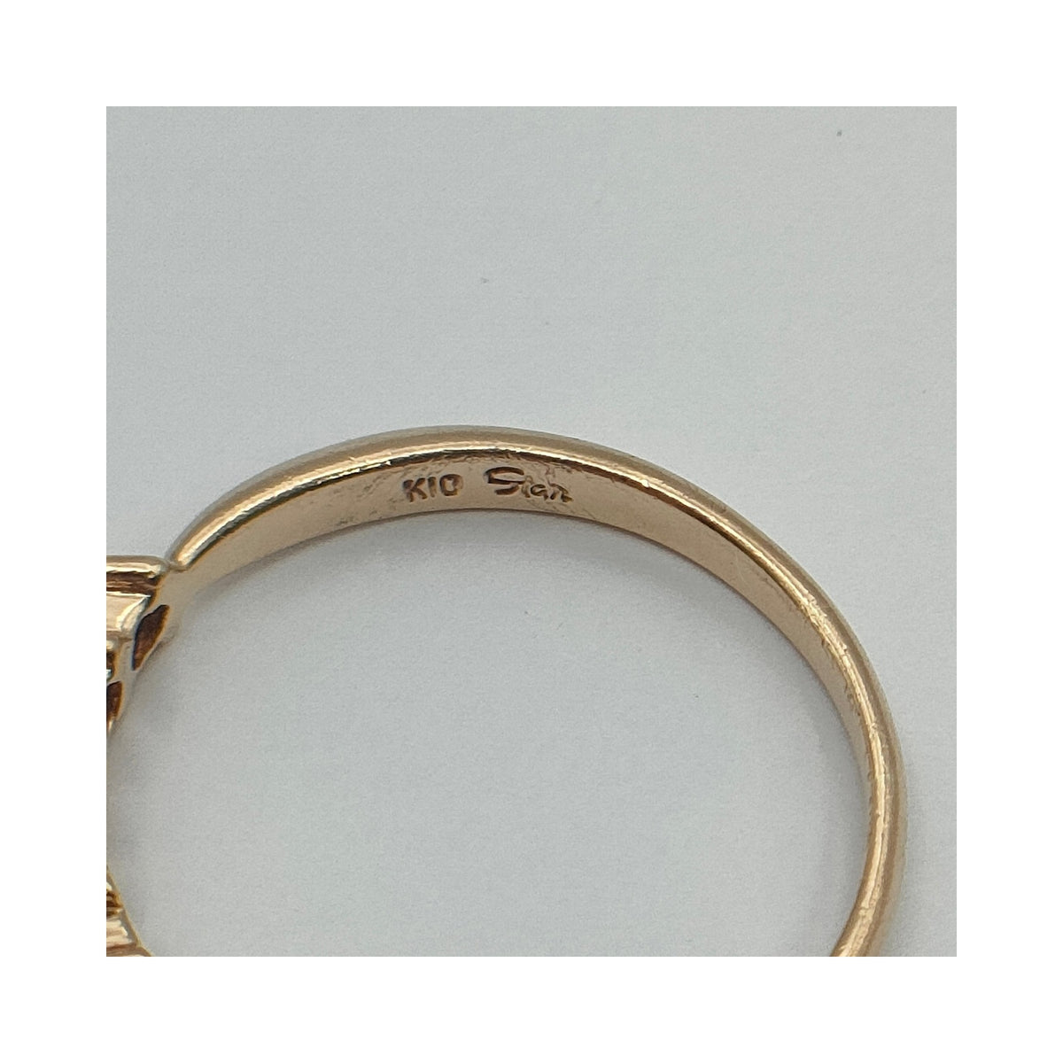 10K Yellow Gold Emerald & Diamond Ring — JPN 10 — detail 1