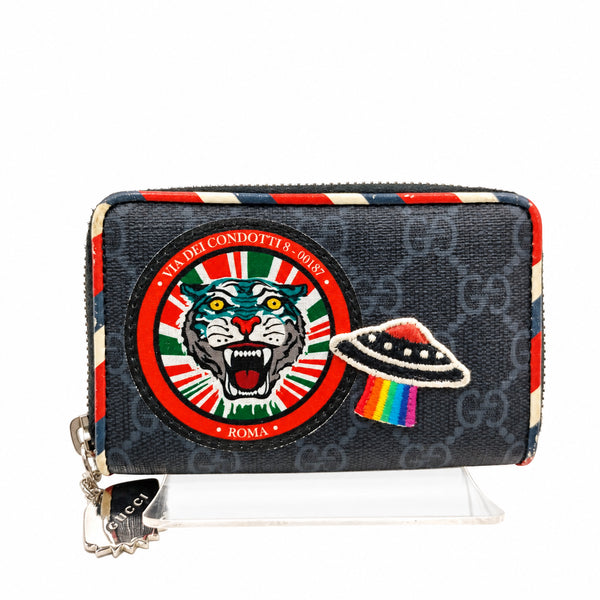 Gucci GG Supreme Tiger Patch Zip Coin Wallet