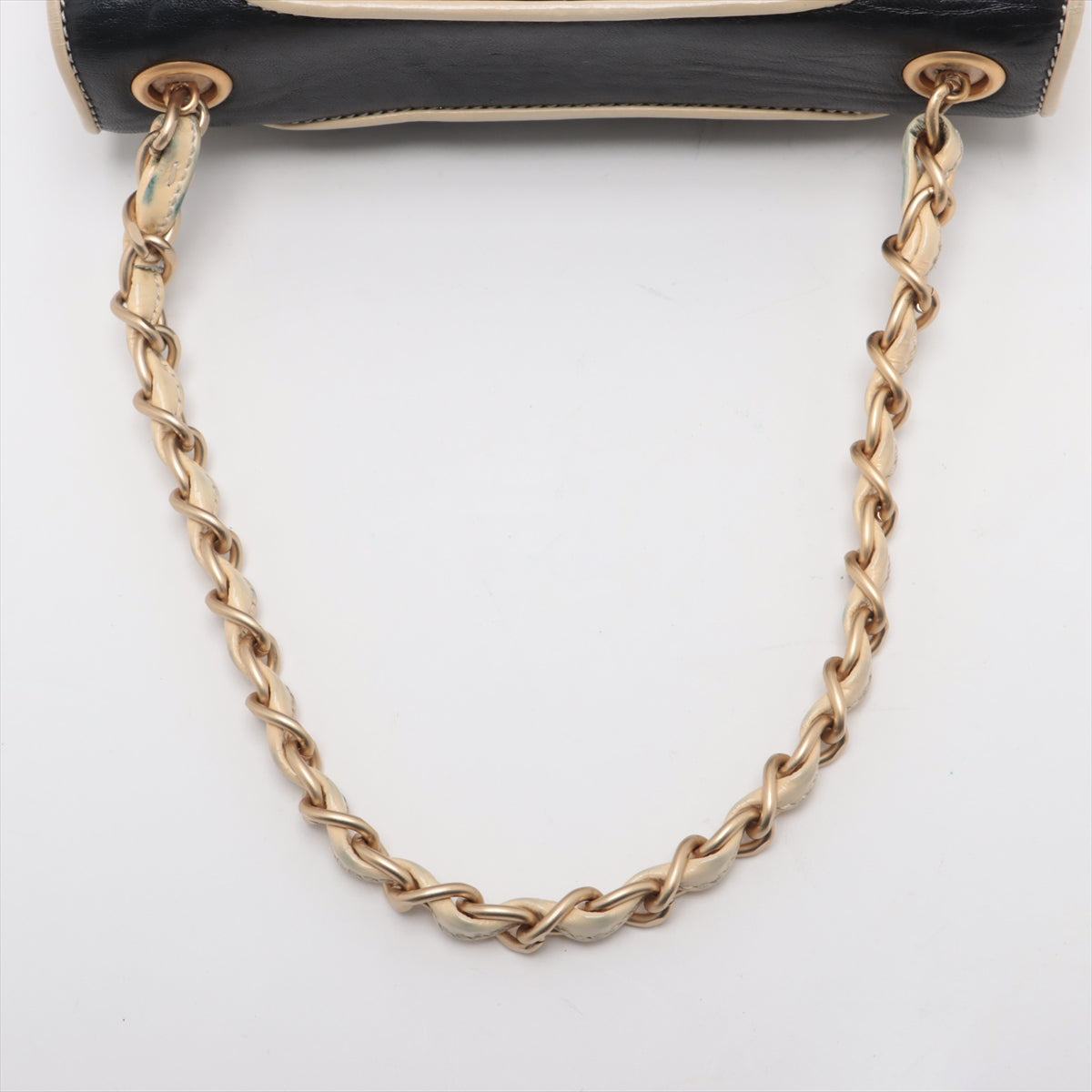 Chanel Chocolate Bar Lambskin Chain Shoulder Bag Black x Ivory