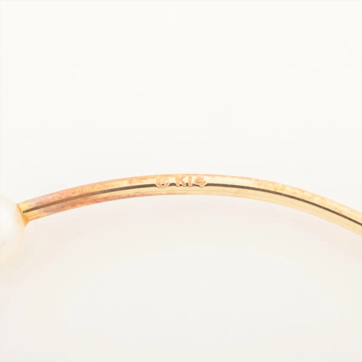 Mikimoto Pearl Bangle Yellow Gold