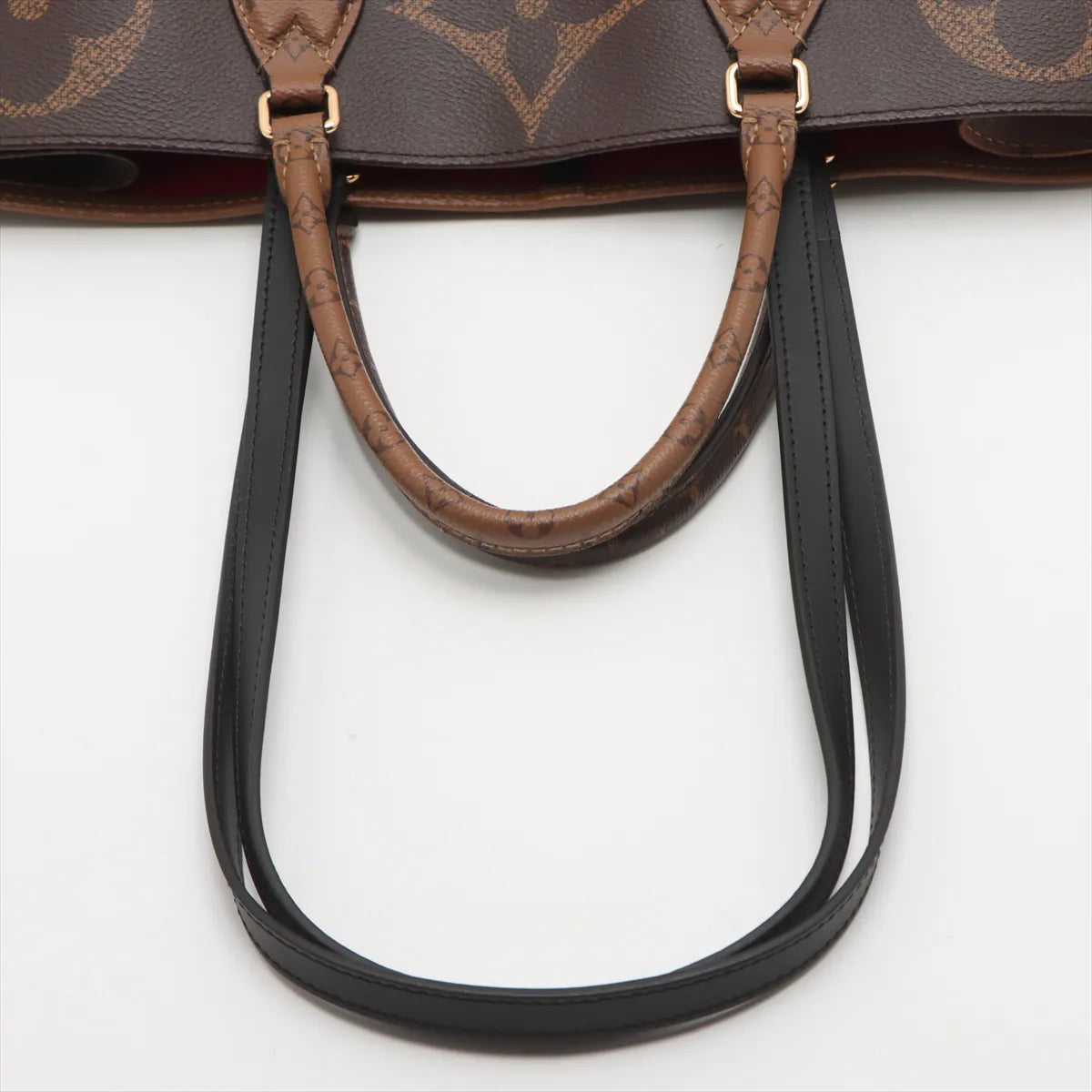 Louis Vuitton Giant Monogram Reverse On the Go GM