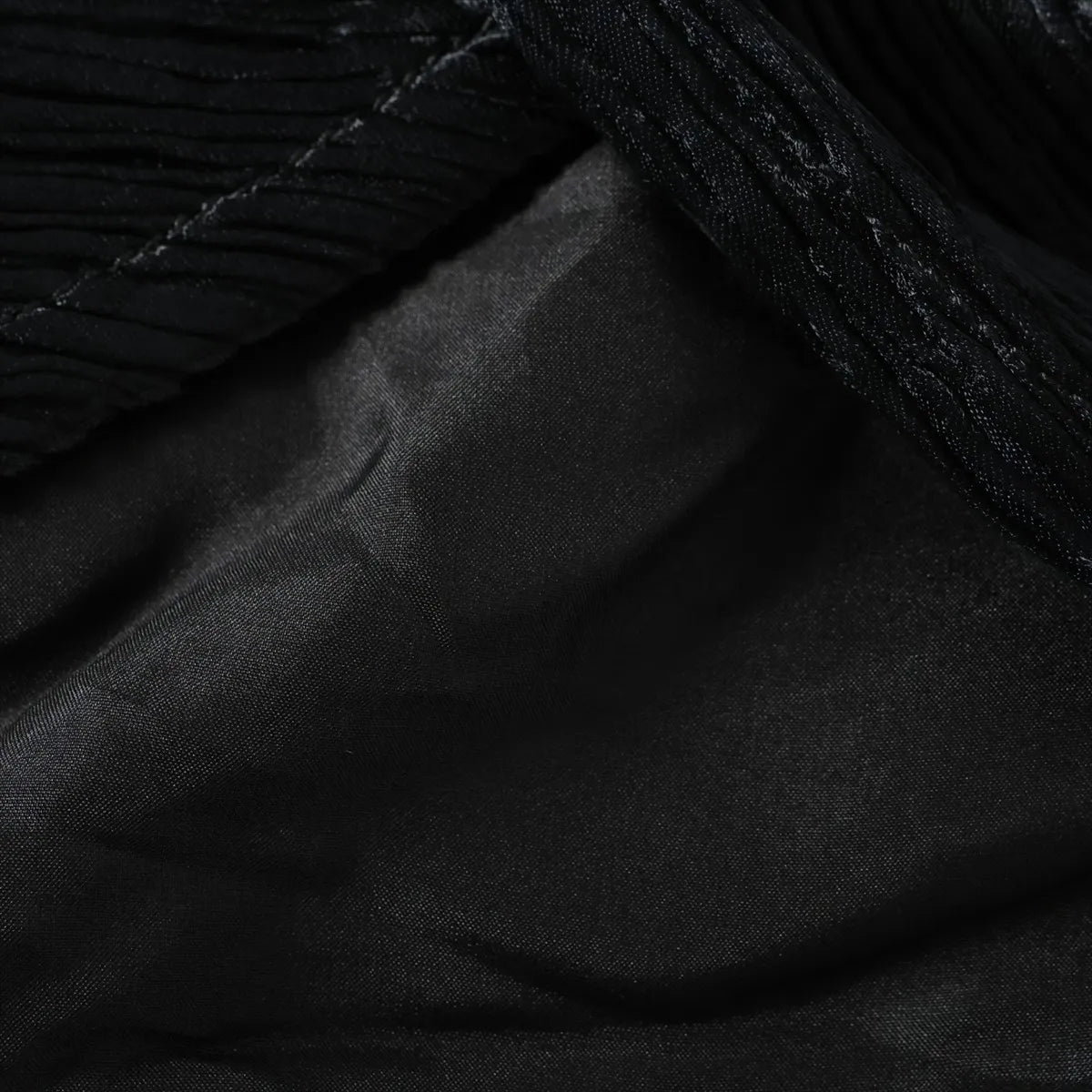 Louis Vuitton Acetate × Rayon Skirt Black — product photo 5