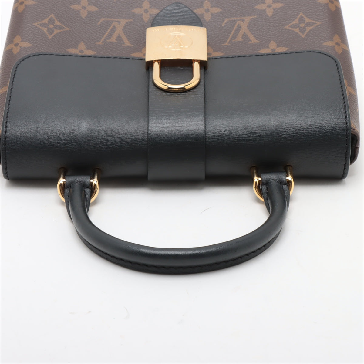 Louis Vuitton Monogram Locky BB Shoulder Bag * PREORDER *