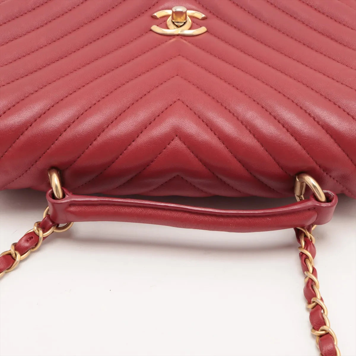 Chanel CC Logo V Stitch Lambskin Two-Way Shoulder Bag Red