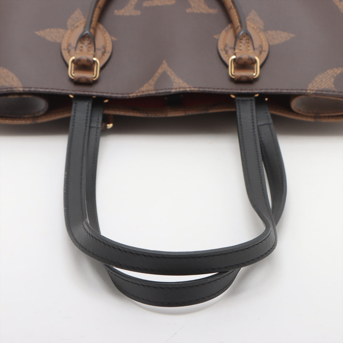 Louis Vuitton Monogram Giant Reverse On the Go MM * PREORDER *