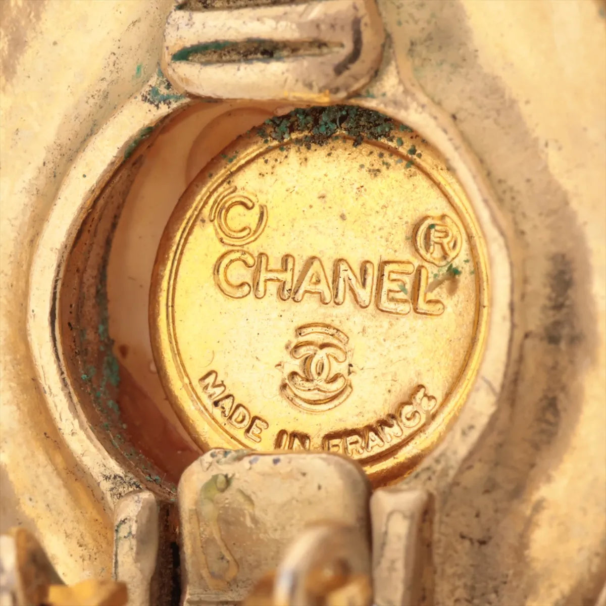 Chanel CC Logo Rhinestone x Imitation Pearl Clip-on Earring