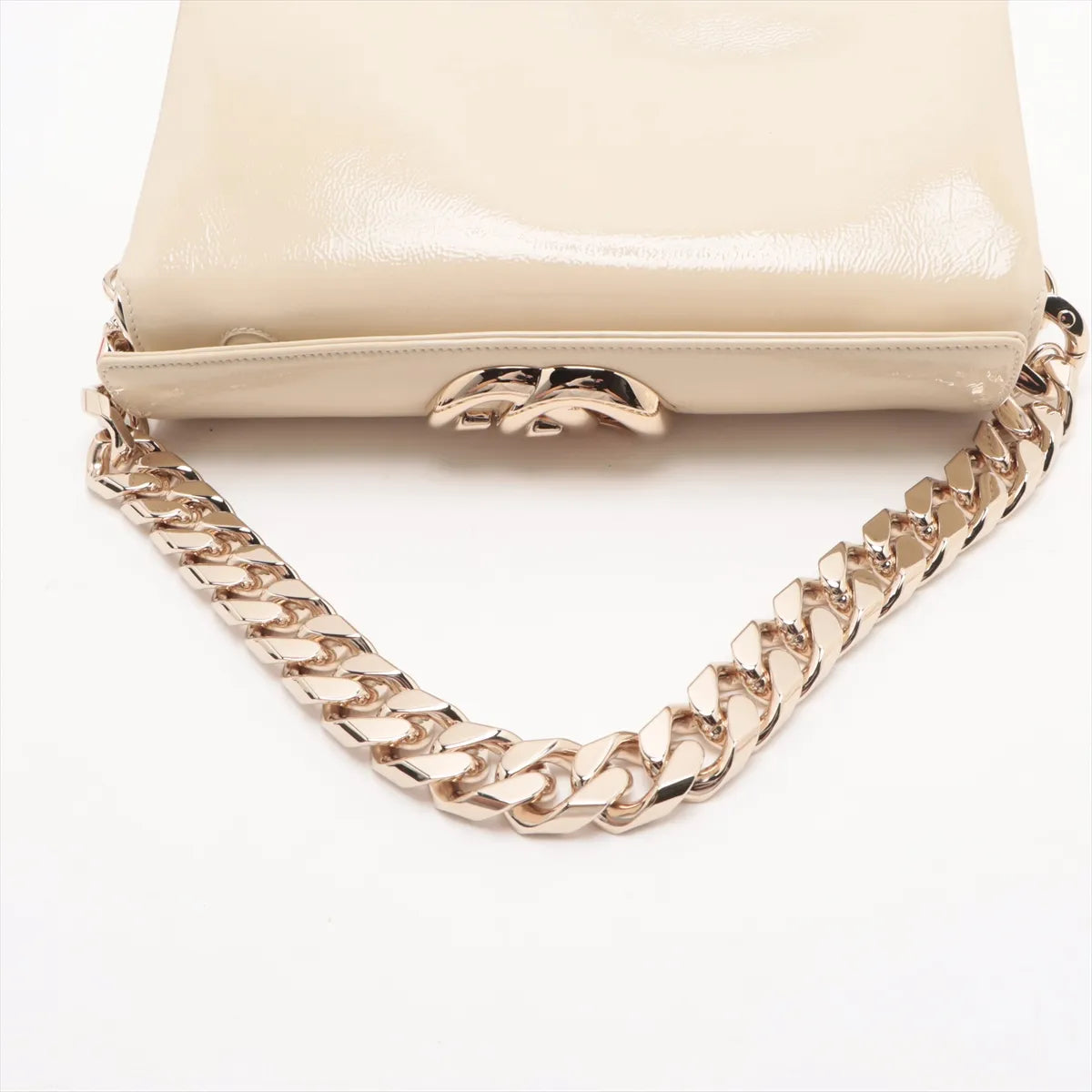 Gucci GG Logo Pochette Patent Leather Chain Shoulder Bag Beige