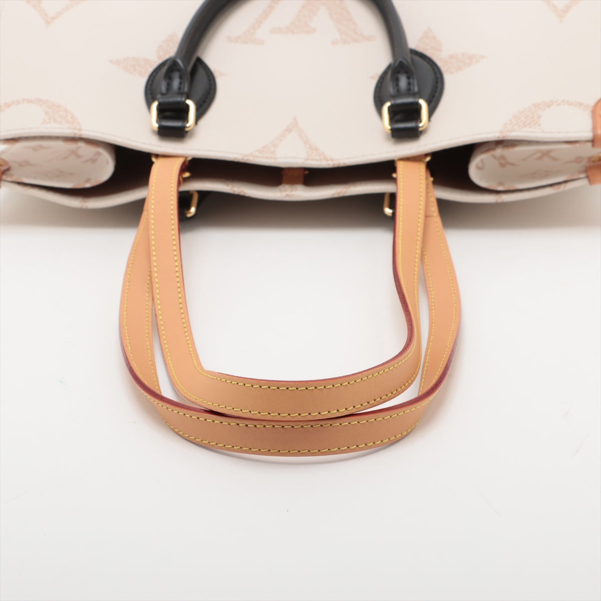 Louis Vuitton Giant Monogram On the Go MM Dune * PREORDER *