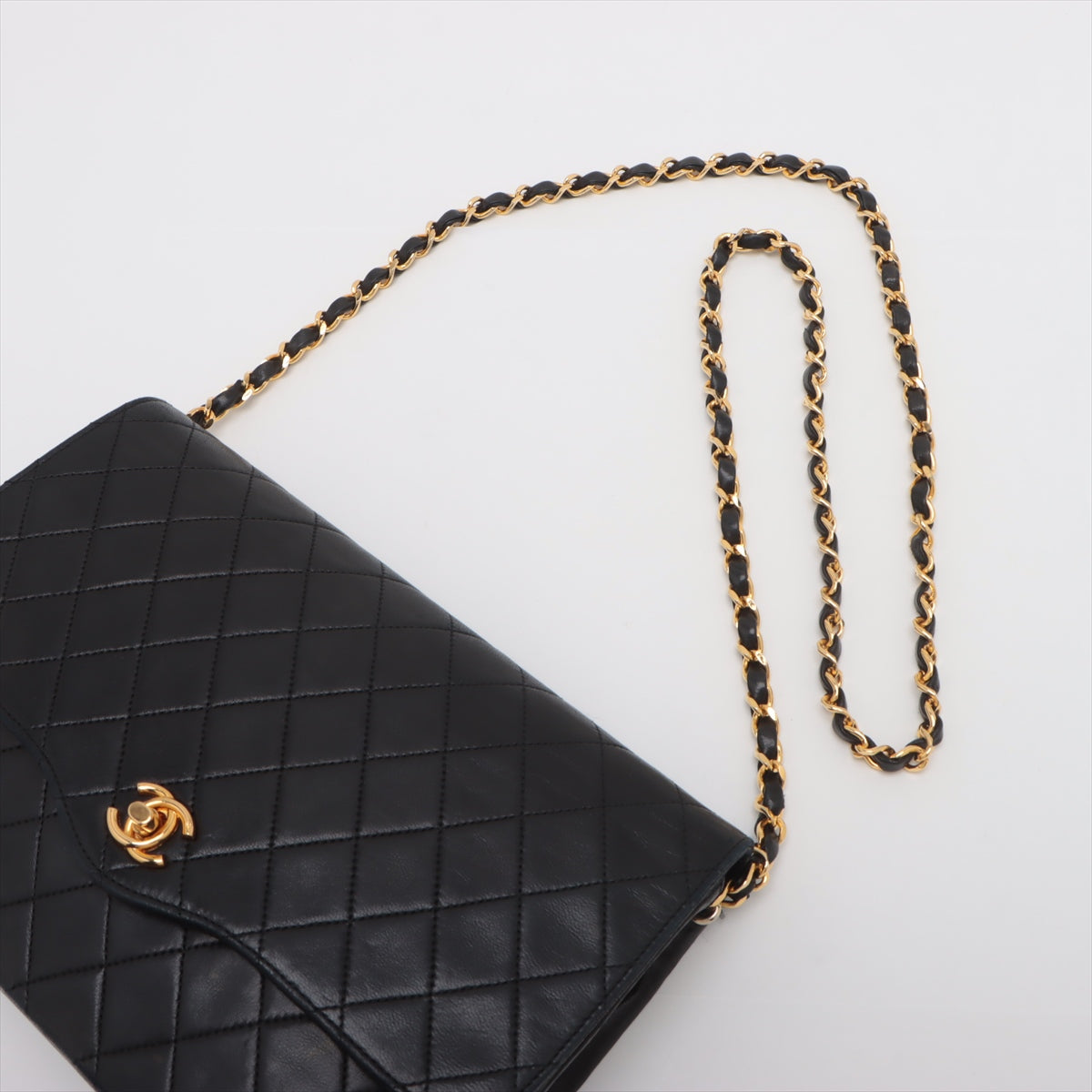 Chanel CC Logo Matelasse Lambskin Chain Shoulder Bag Black