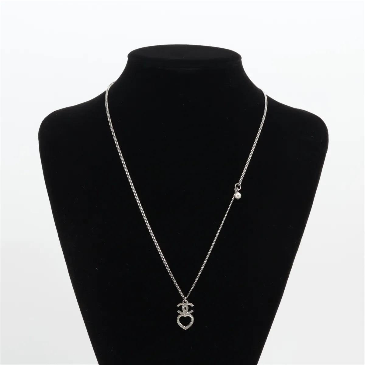 Chanel CC Logo Heart Rhinestone Necklace