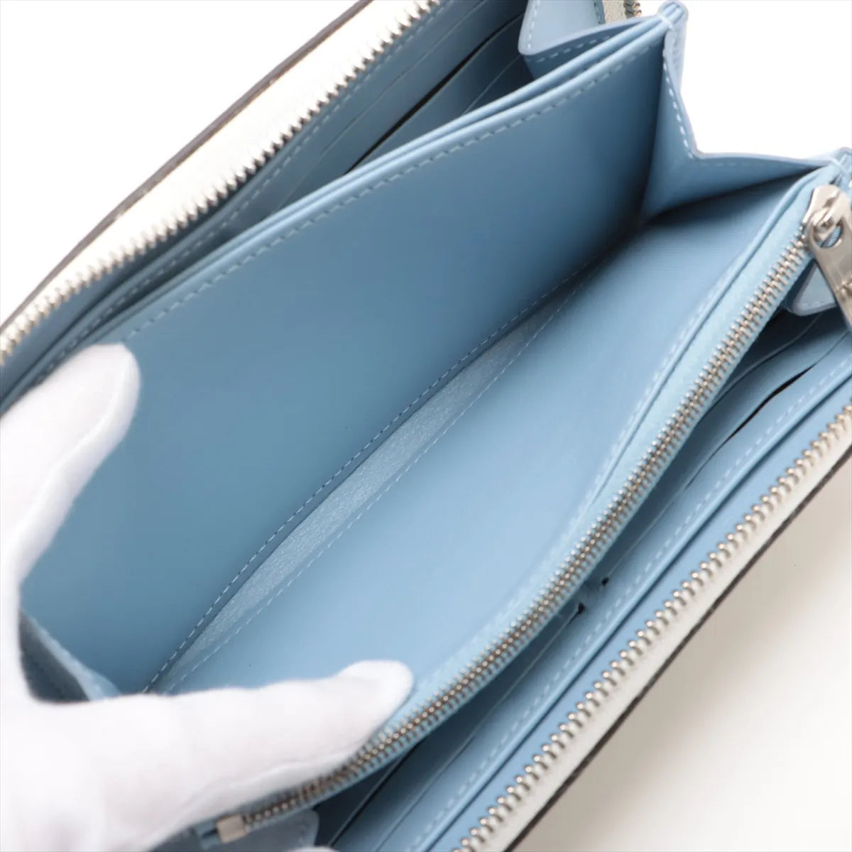 Louis Vuitton Monogram Mahina Zippy Wallet Gradient Blue