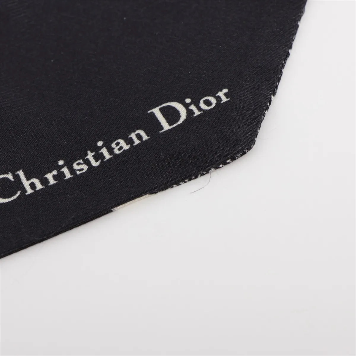 Dior 30 Montaigne Mitzah Scarf Black and White