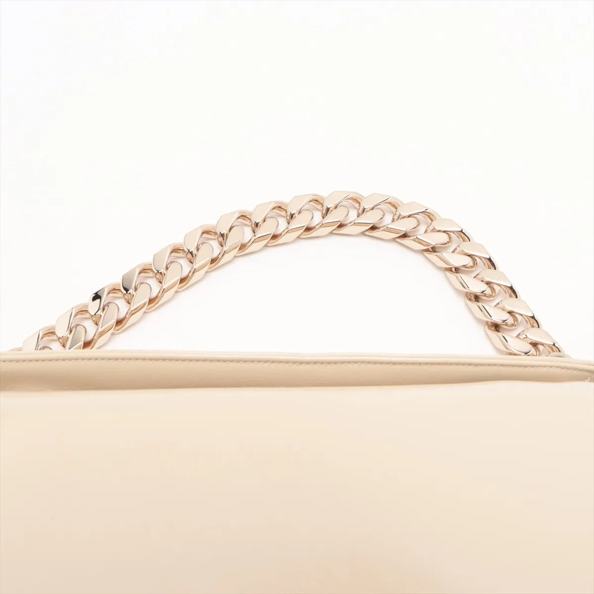 Gucci GG Logo Pochette Patent Leather Chain Shoulder Bag Beige