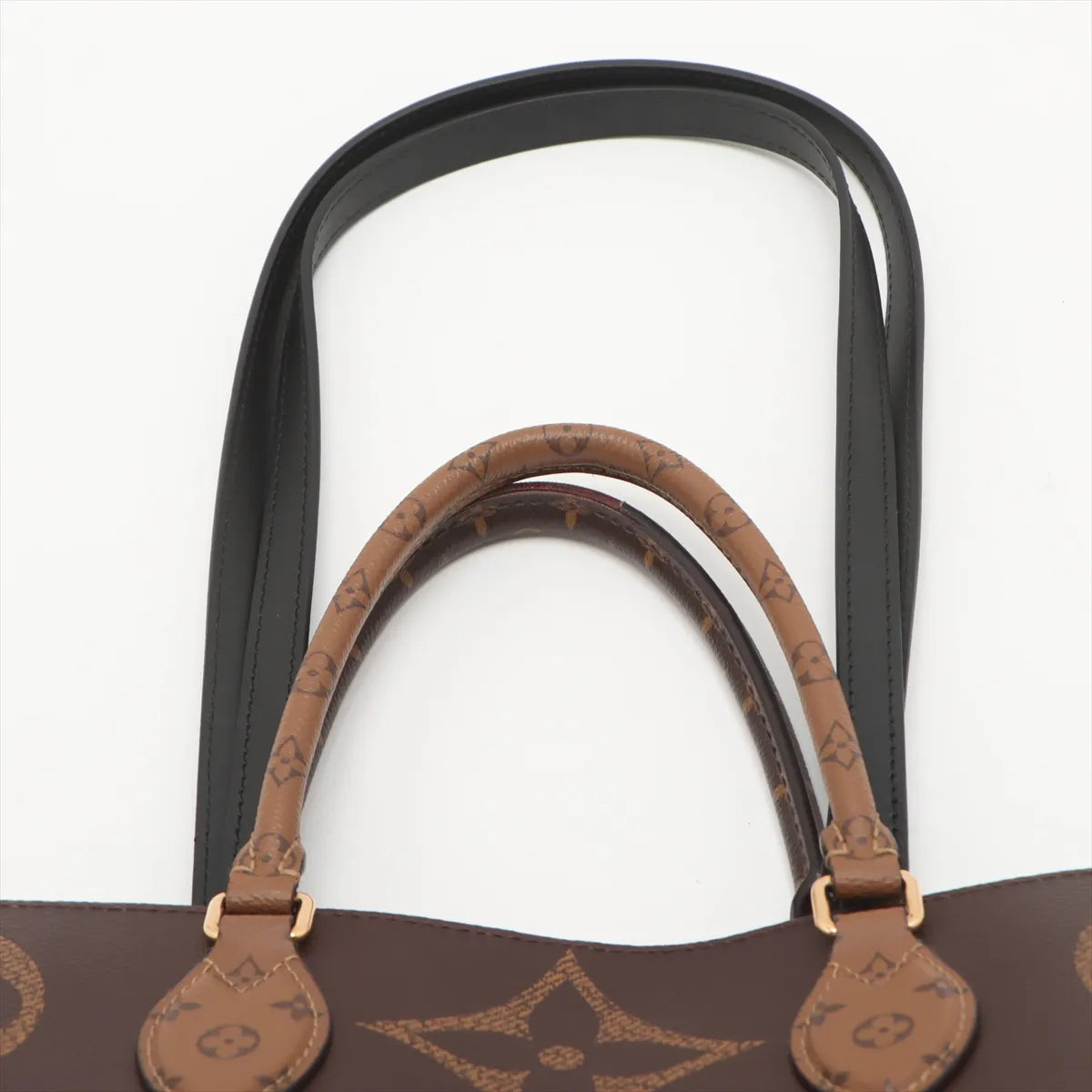 Louis Vuitton Giant Monogram Reverse On the Go GM
