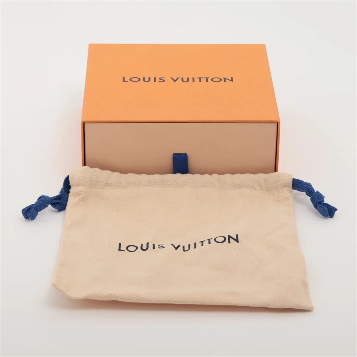 Louis Vuitton Monogram LV Initiales Belt