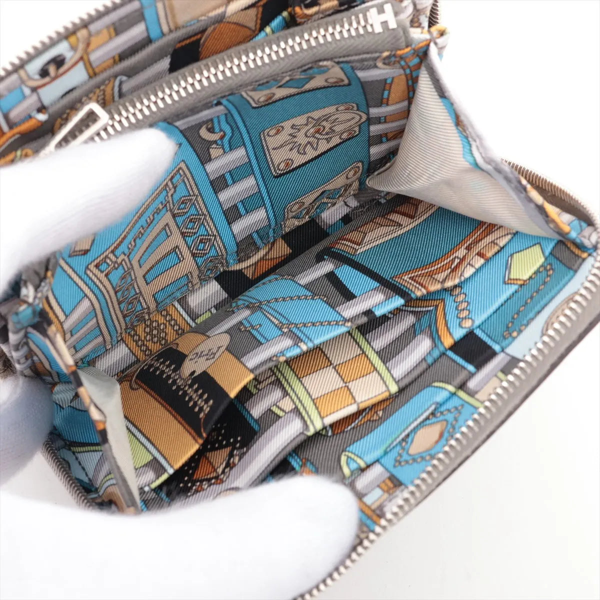 Hermès Azap Silk Evercolor Compact Wallet Gray *PREORDER*