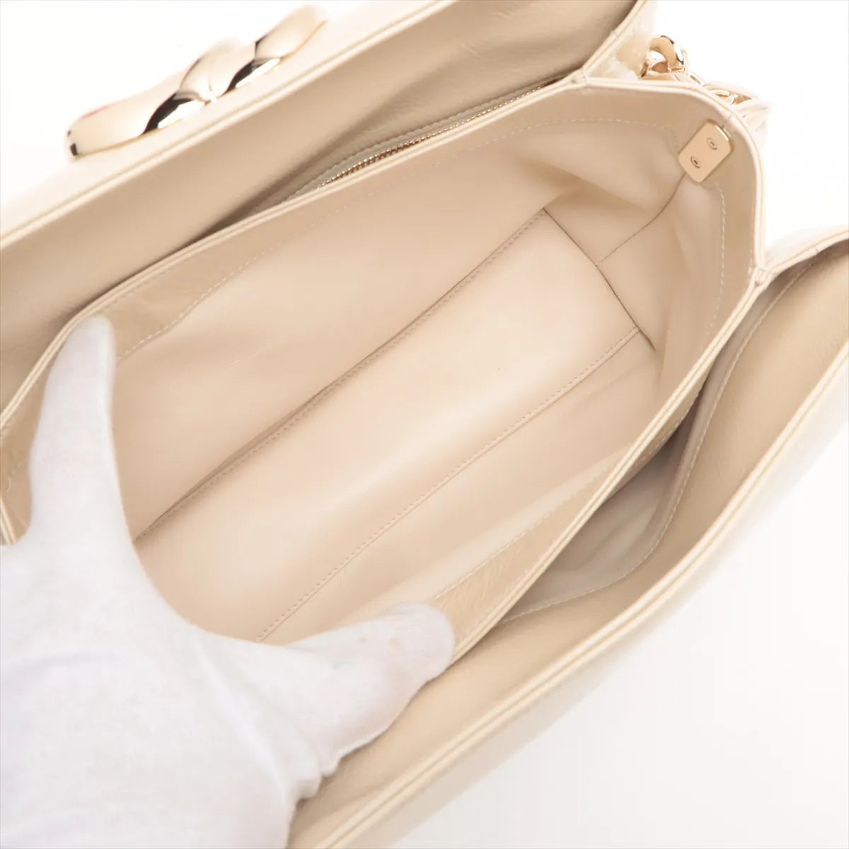 Gucci GG Logo Pochette Patent Leather Chain Shoulder Bag Beige