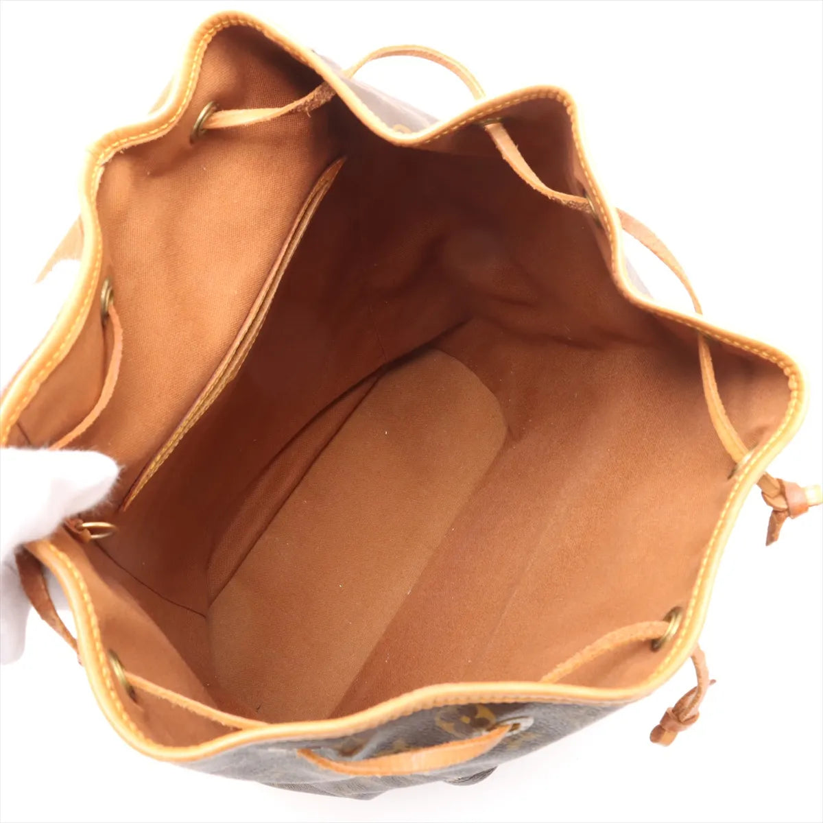 Top rated Louis Vuitton Monogram Montsouris GM