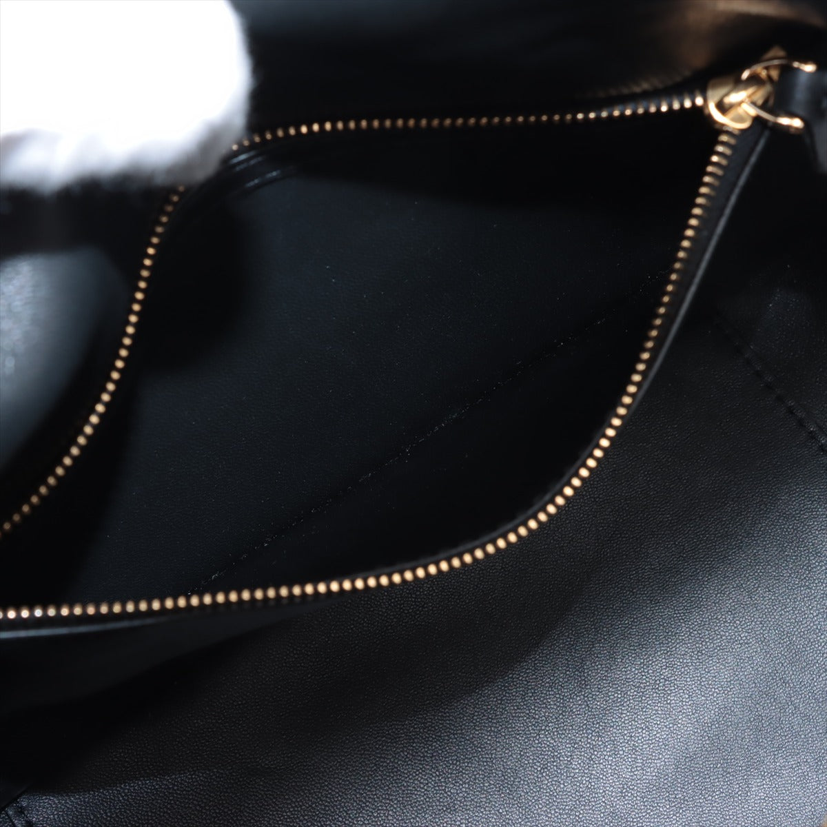 Valentino Garavani V Logo Leather One Shoulder Bag Black * PREORDER *