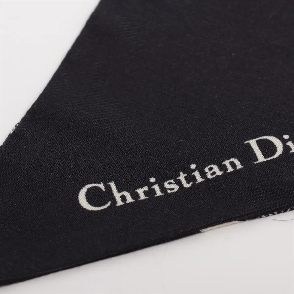 Dior 30 Montaigne Mitzah Scarf Black and White