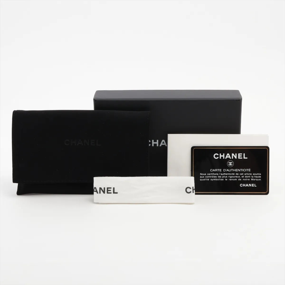Chanel CC Logo Matelasse Caviar Skin Card Case Beige