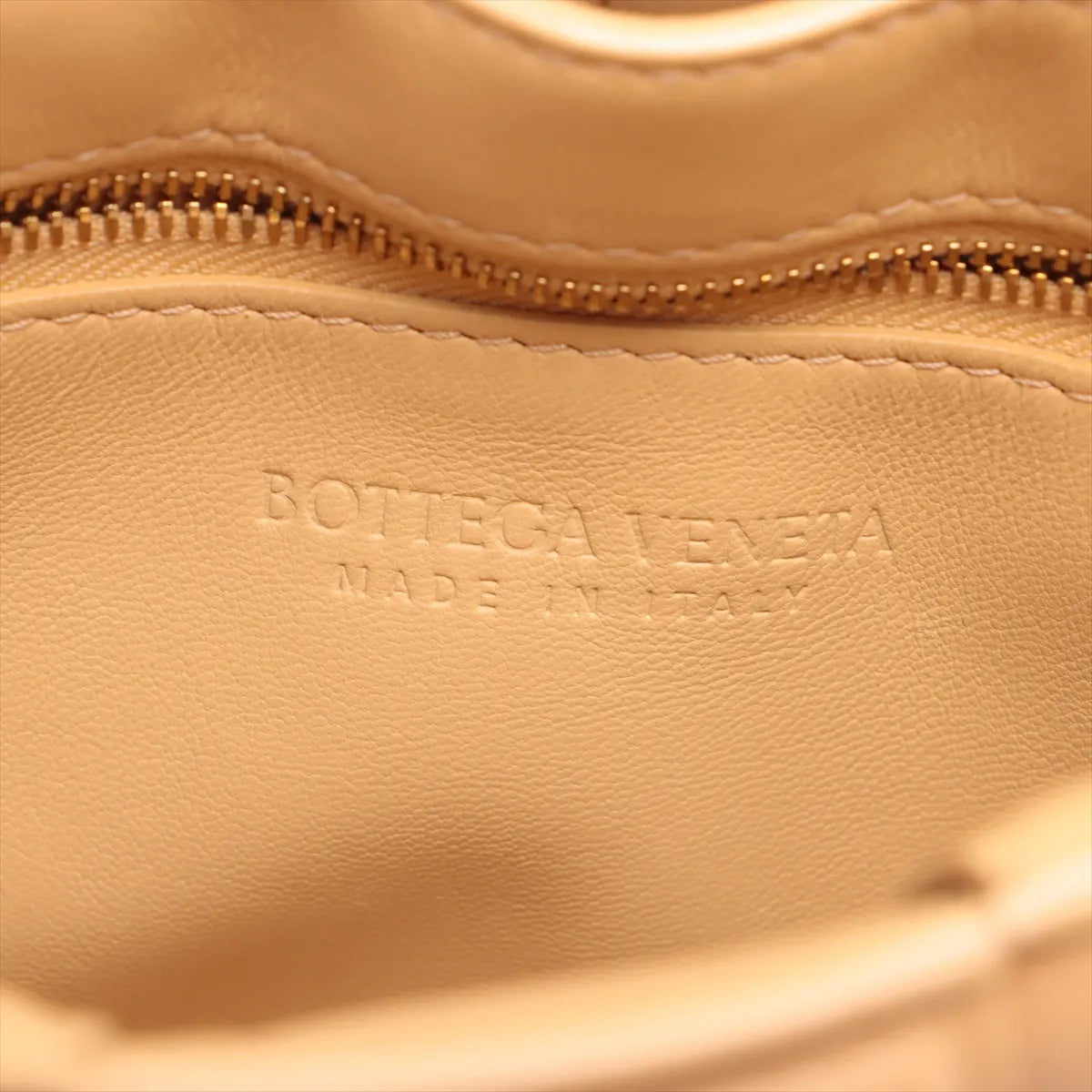 Bottega Veneta Maxi Intrecciato Padded Cassette Shoulder Bag Beige