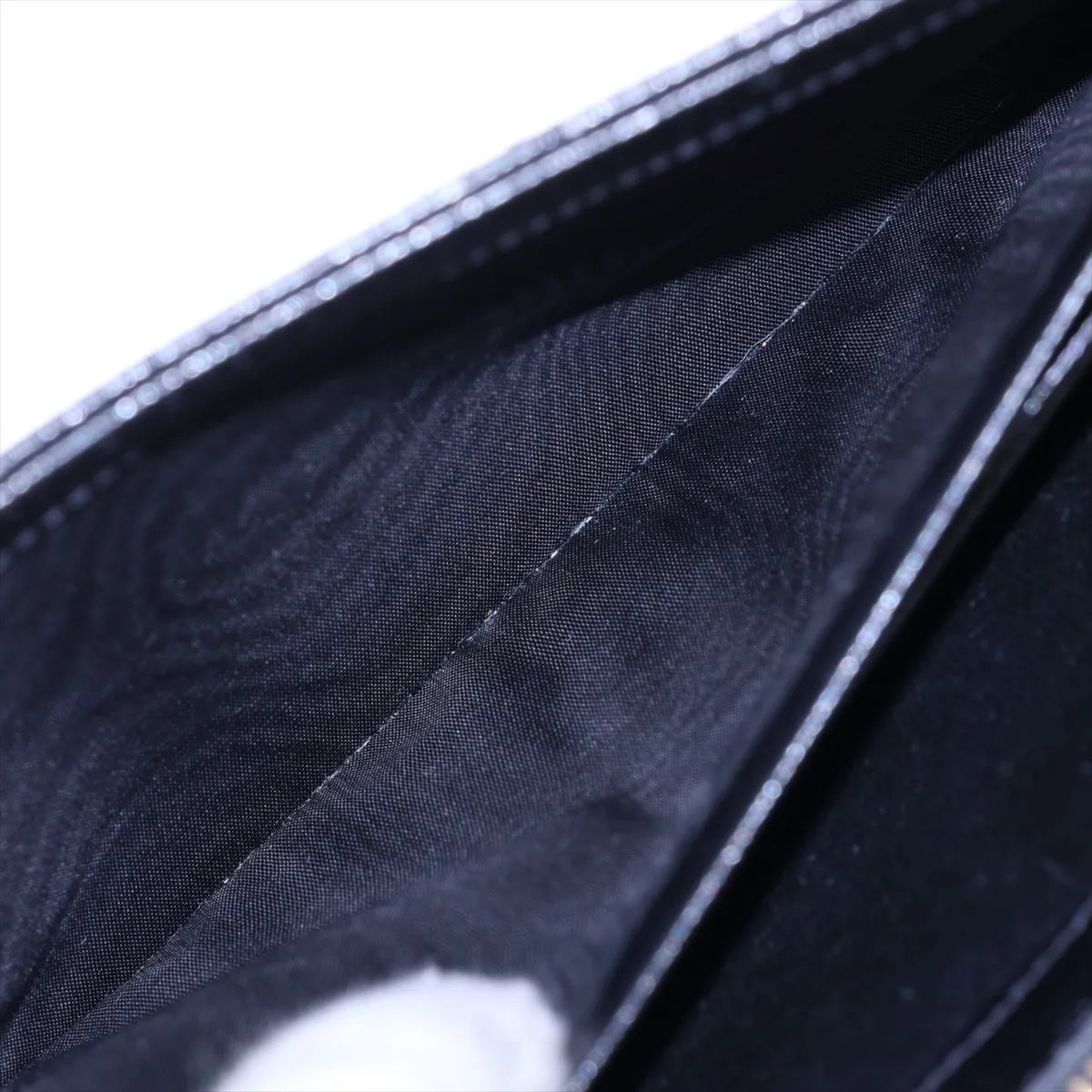 Saint Laurent Paris Cassandre Leather Wallet on Chain Black — product photo 8