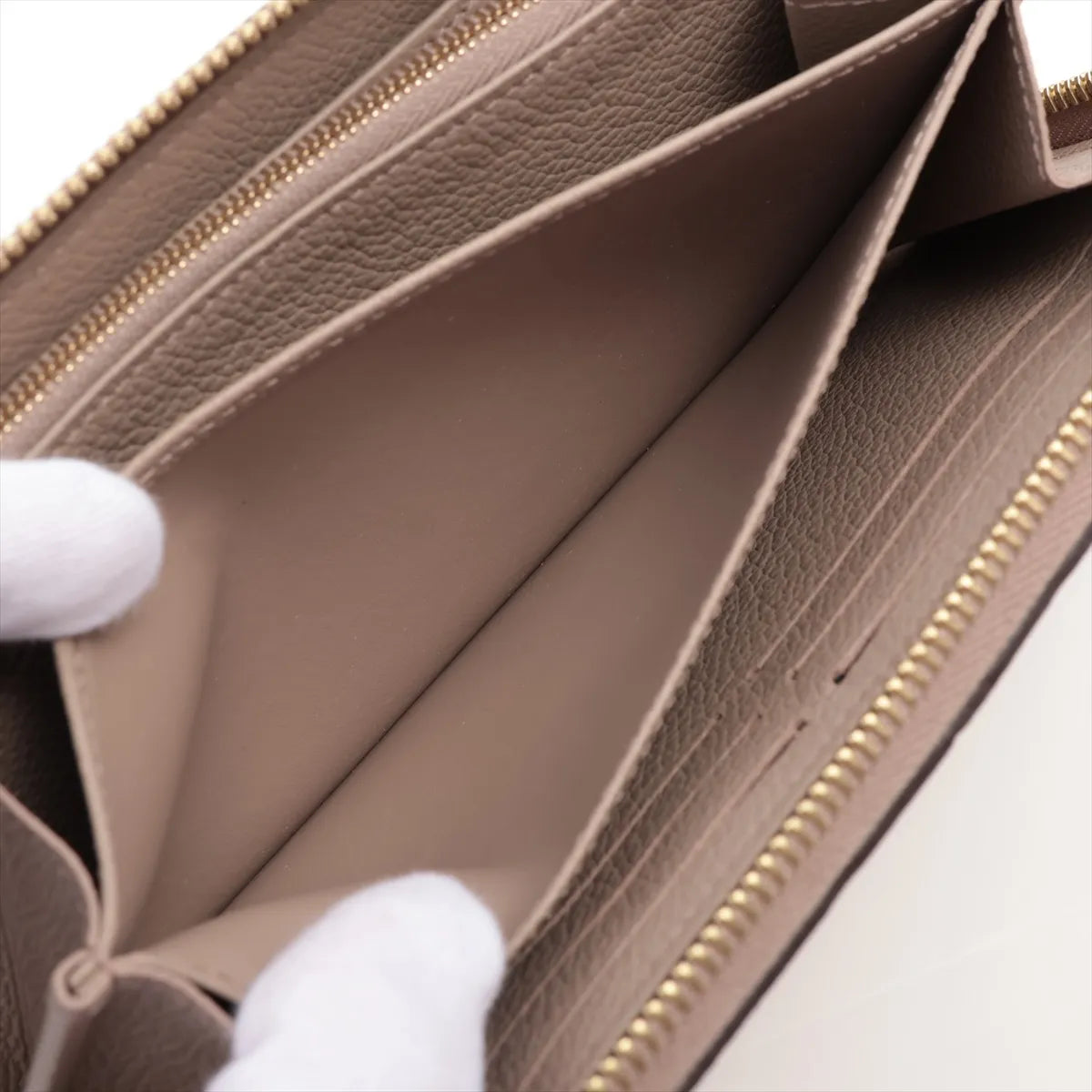 Louis Vuitton Monogram Empreinte Zippy Wallet Tourterelle