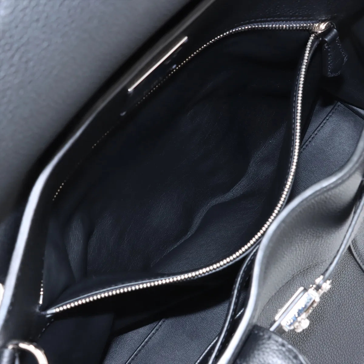 Louis Vuitton Georges Tote MM Black