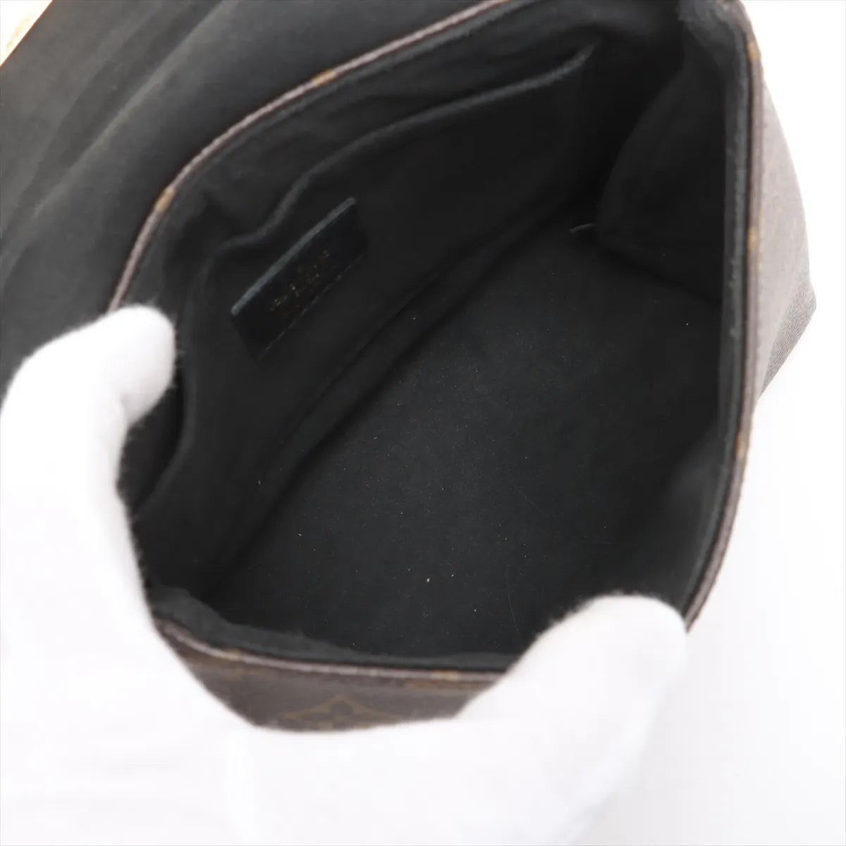 Louis Vuitton Monogram Locky BB Shoulder Bag