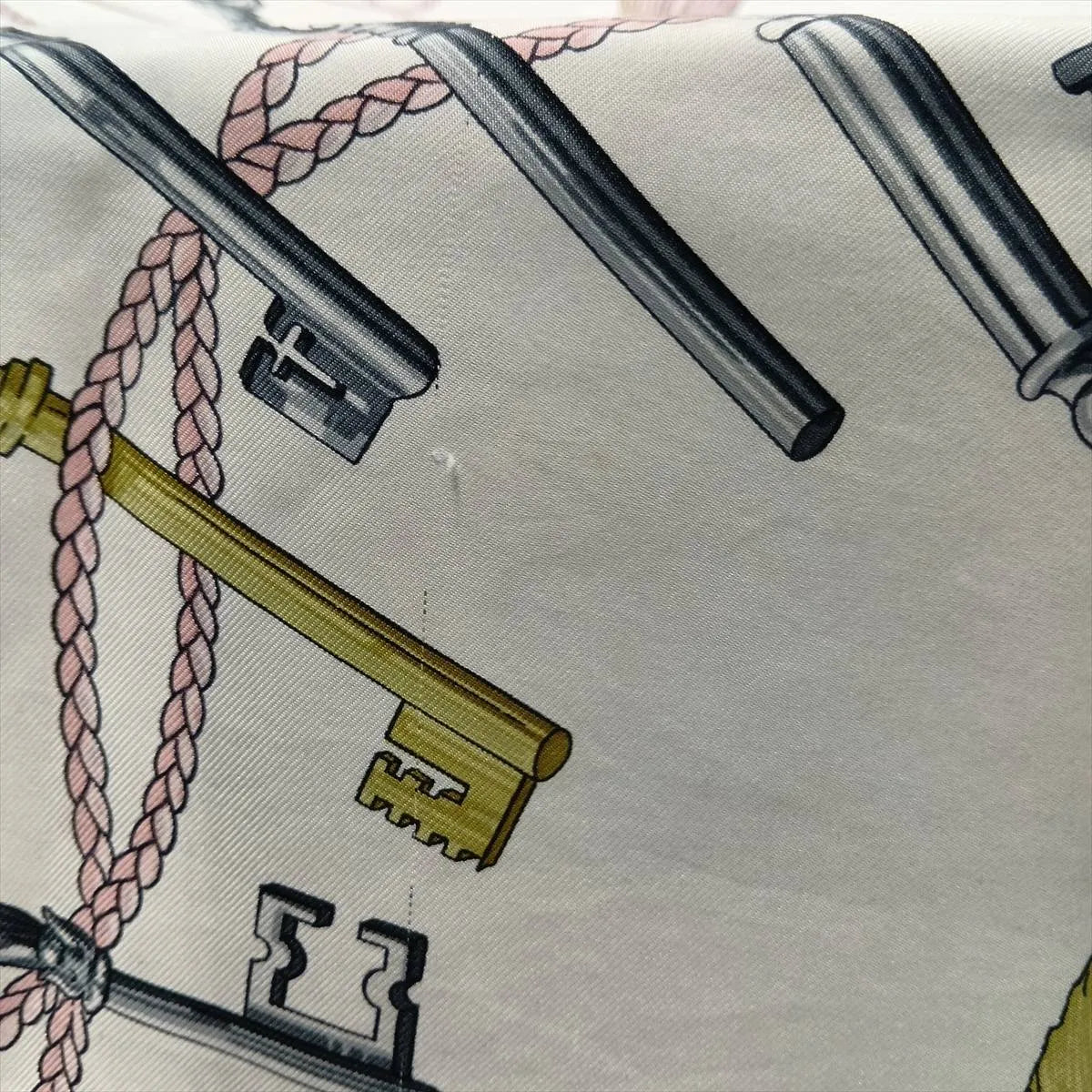 Hermes Carre 90 Les Cles Keys Silk Scarf Pink