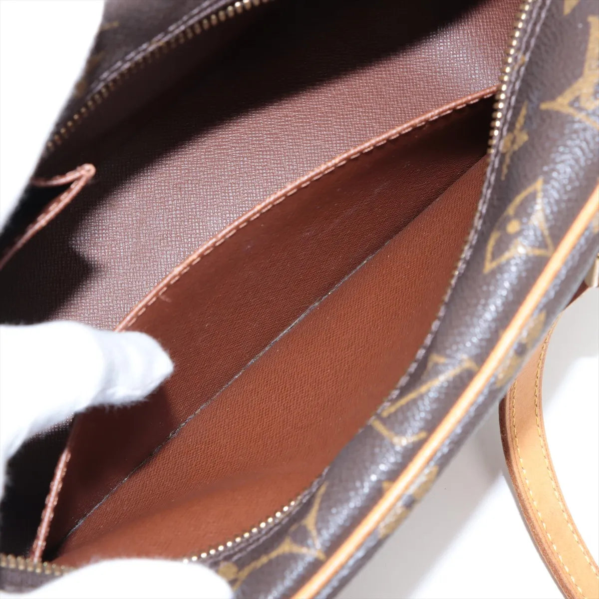 Louis Vuitton Monogram Cite MM
