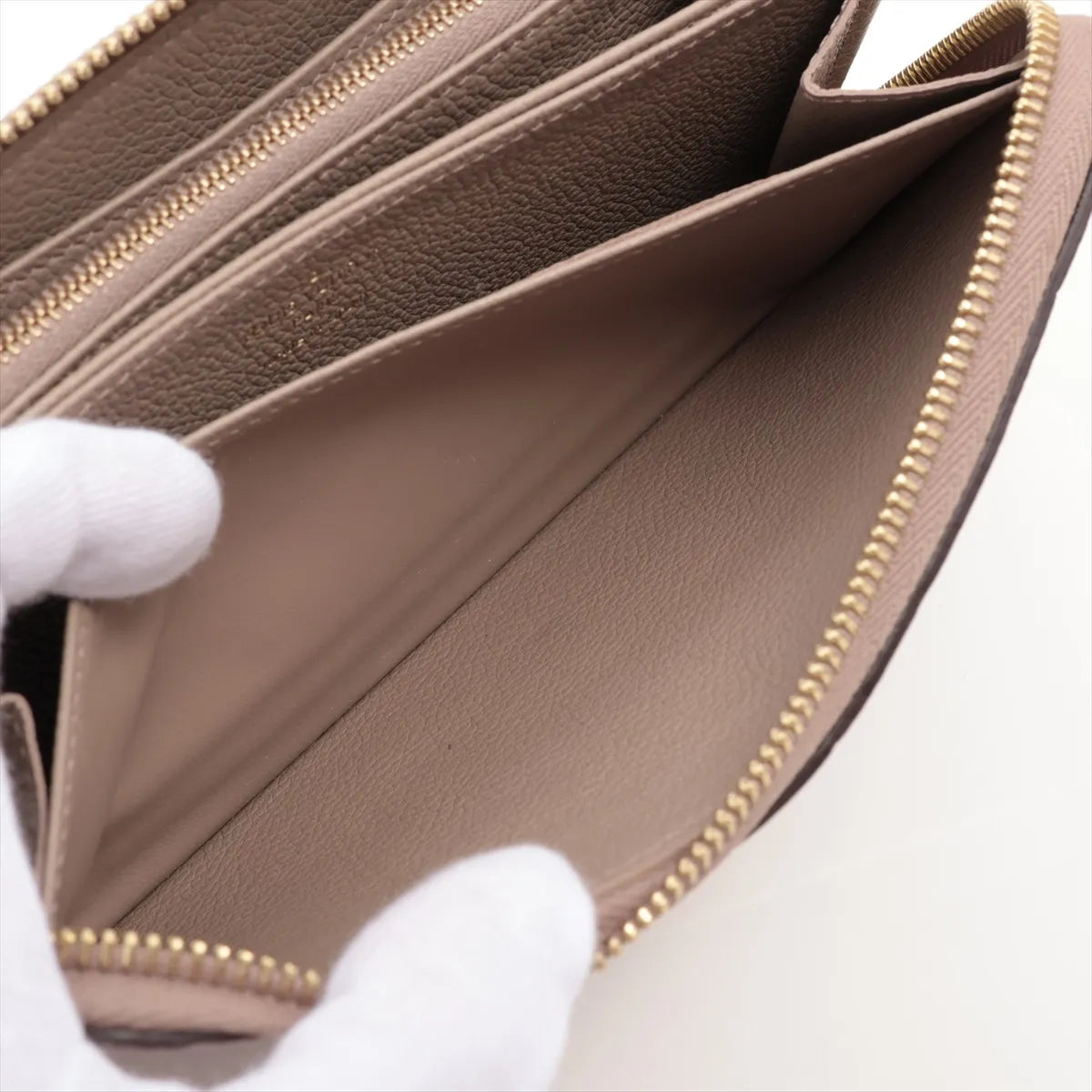 Louis Vuitton Monogram Empreinte Zippy Wallet Tourterelle